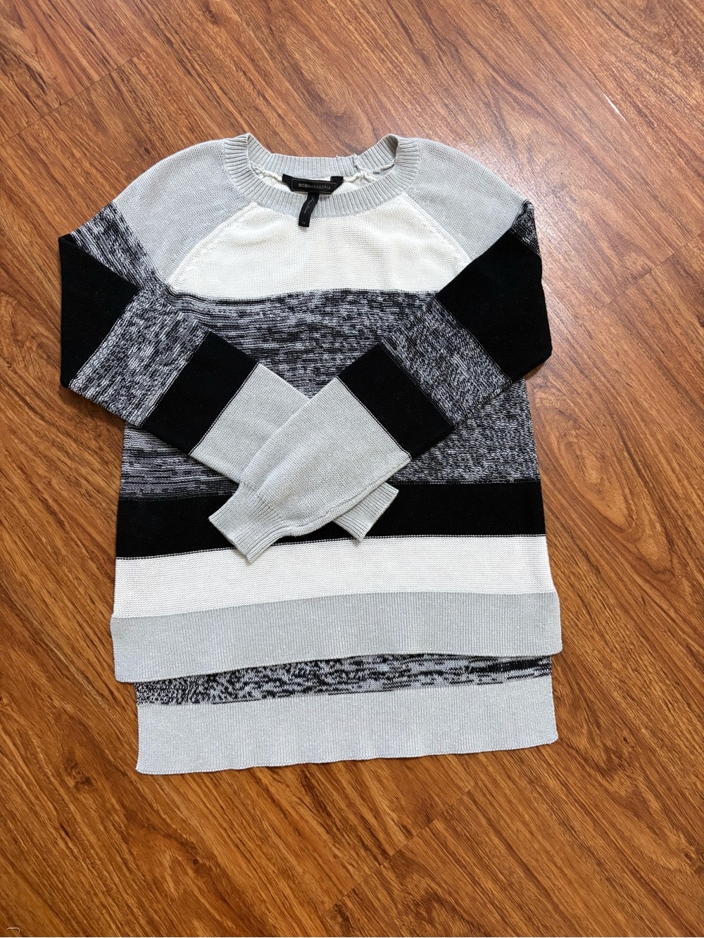 BCBGMaxAzria “Laurel” Black, Gray & White Colorblock Crewneck Knit Sweater XS